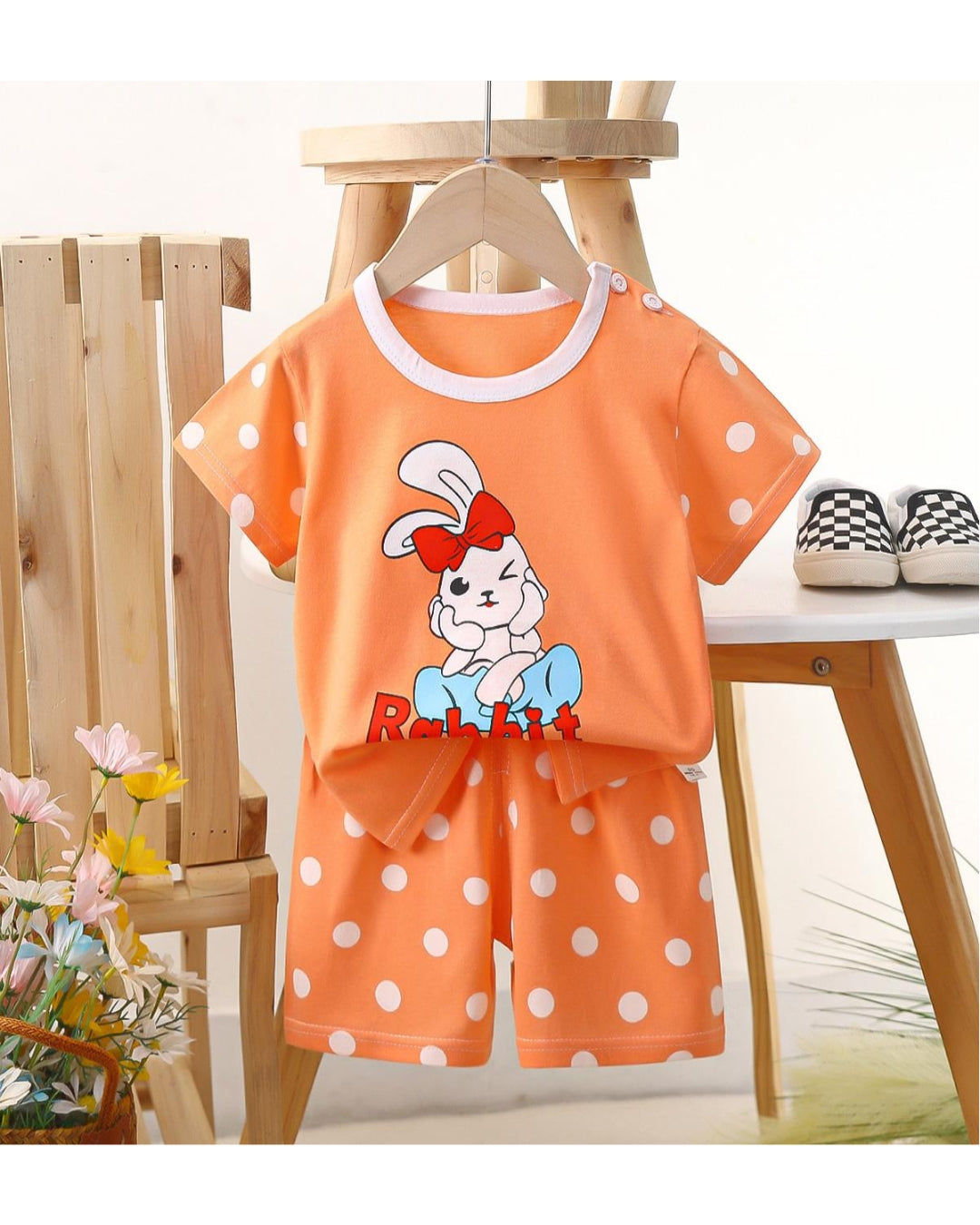 Toddler Girls' Orange Polka Dot 'Rabbit' Graphic T-Shirt and Shorts 2-Piece Outfit Set